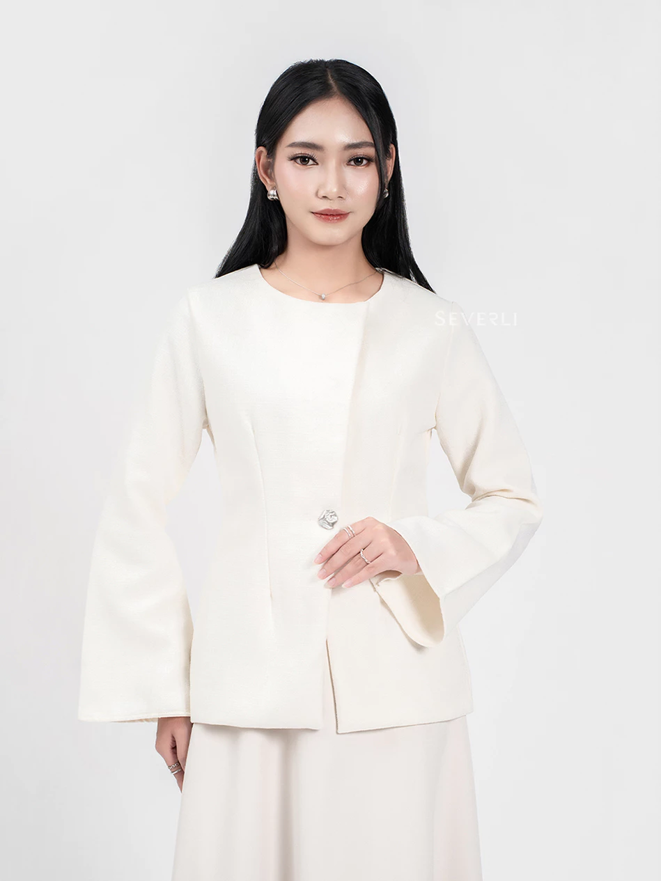 Koleksi Lyra Blazer dari Severli.co